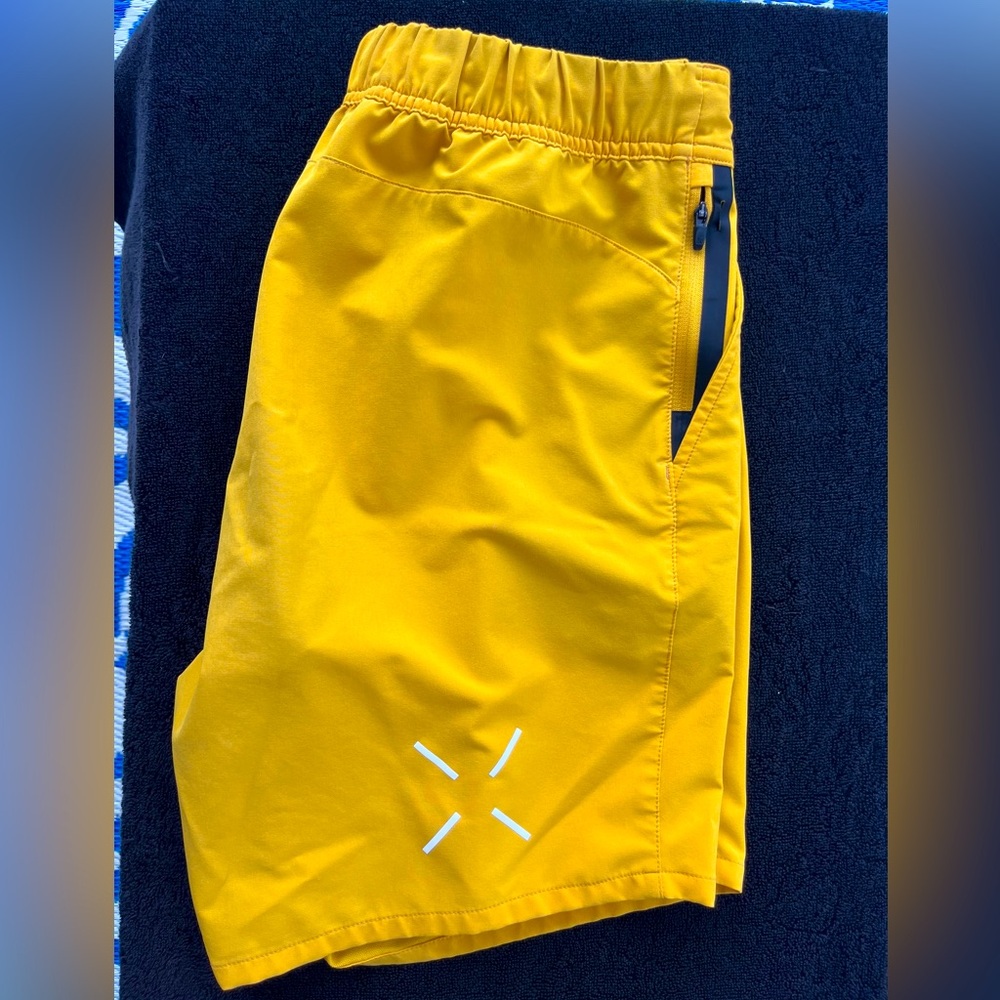 Foundation Short. M.